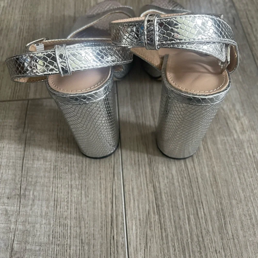 Silver Textured Heels with Ankle Straps - Picture 4 of 5